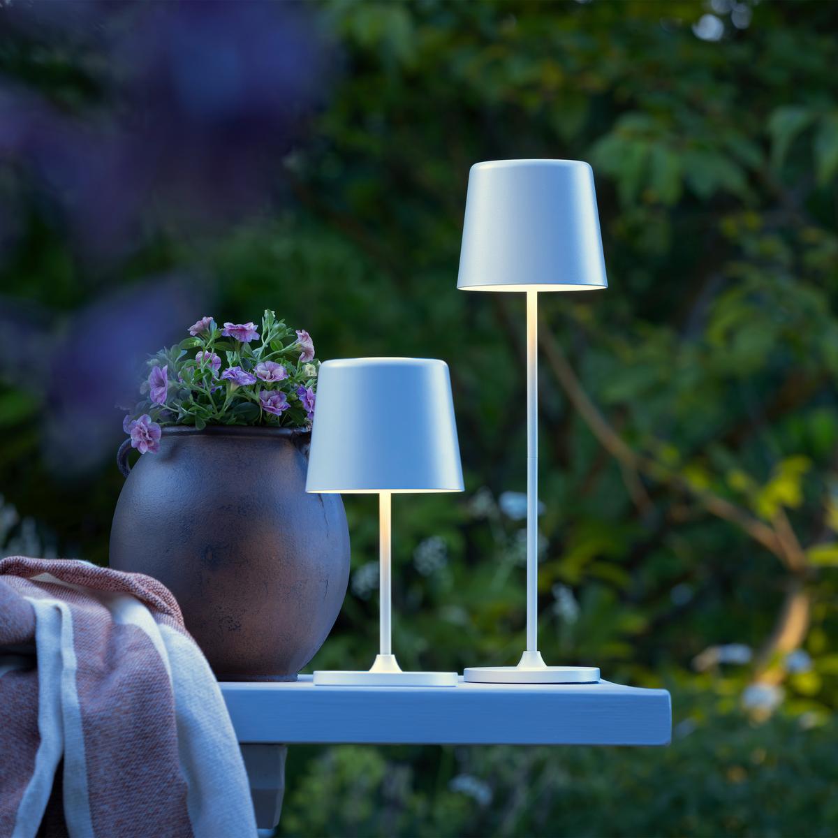 Akku-Tischleuchte Kaami Weiß max. 2 Watt - Weiß, Design, Kunststoff/Metall (10/37cm) - Brilliant