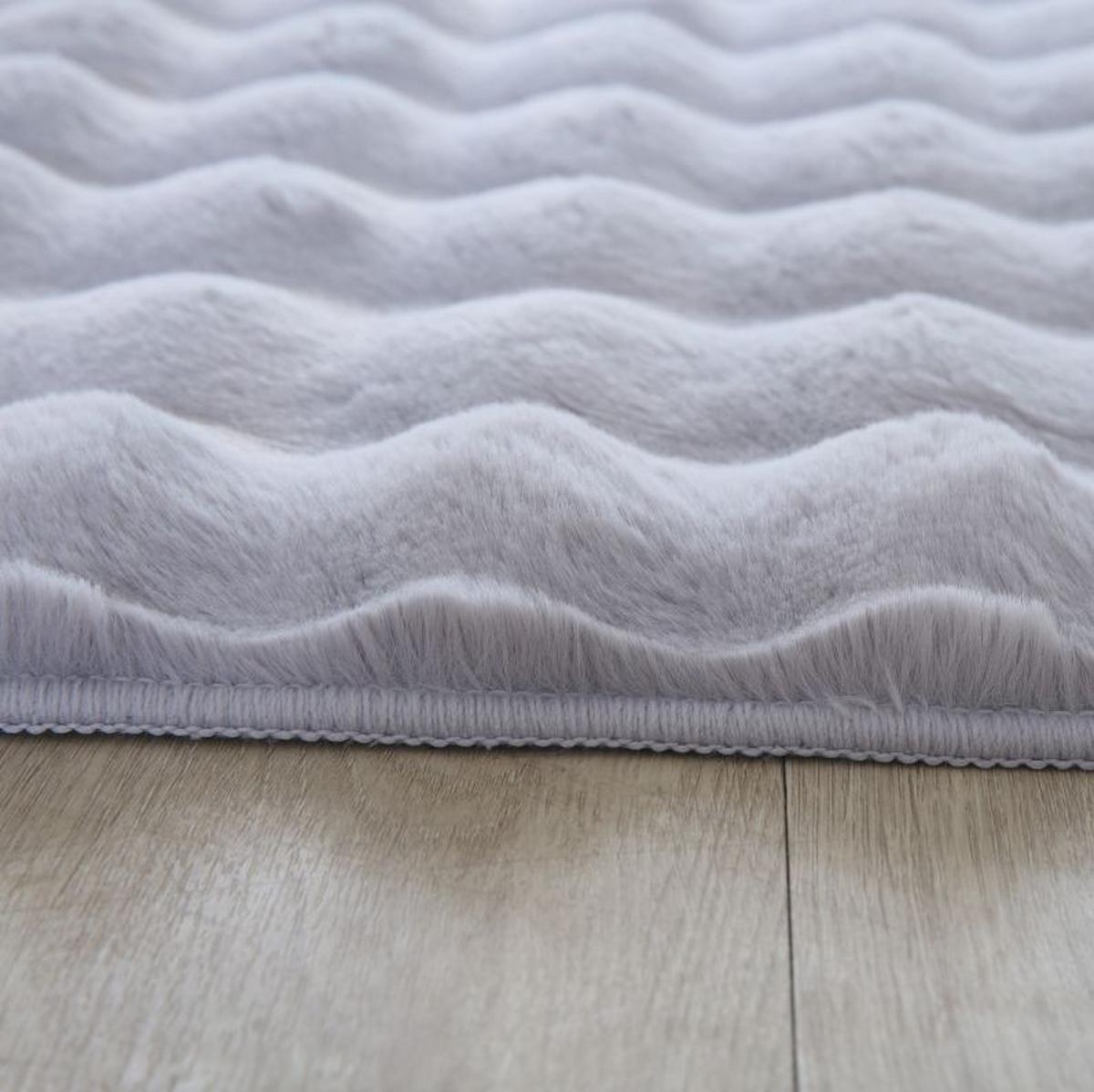 Preproga Z Visokim Florom Ambiance, Srebrna, 120x170cm - srebrne barve, Basics, tekstil (120/170cm) - Novel