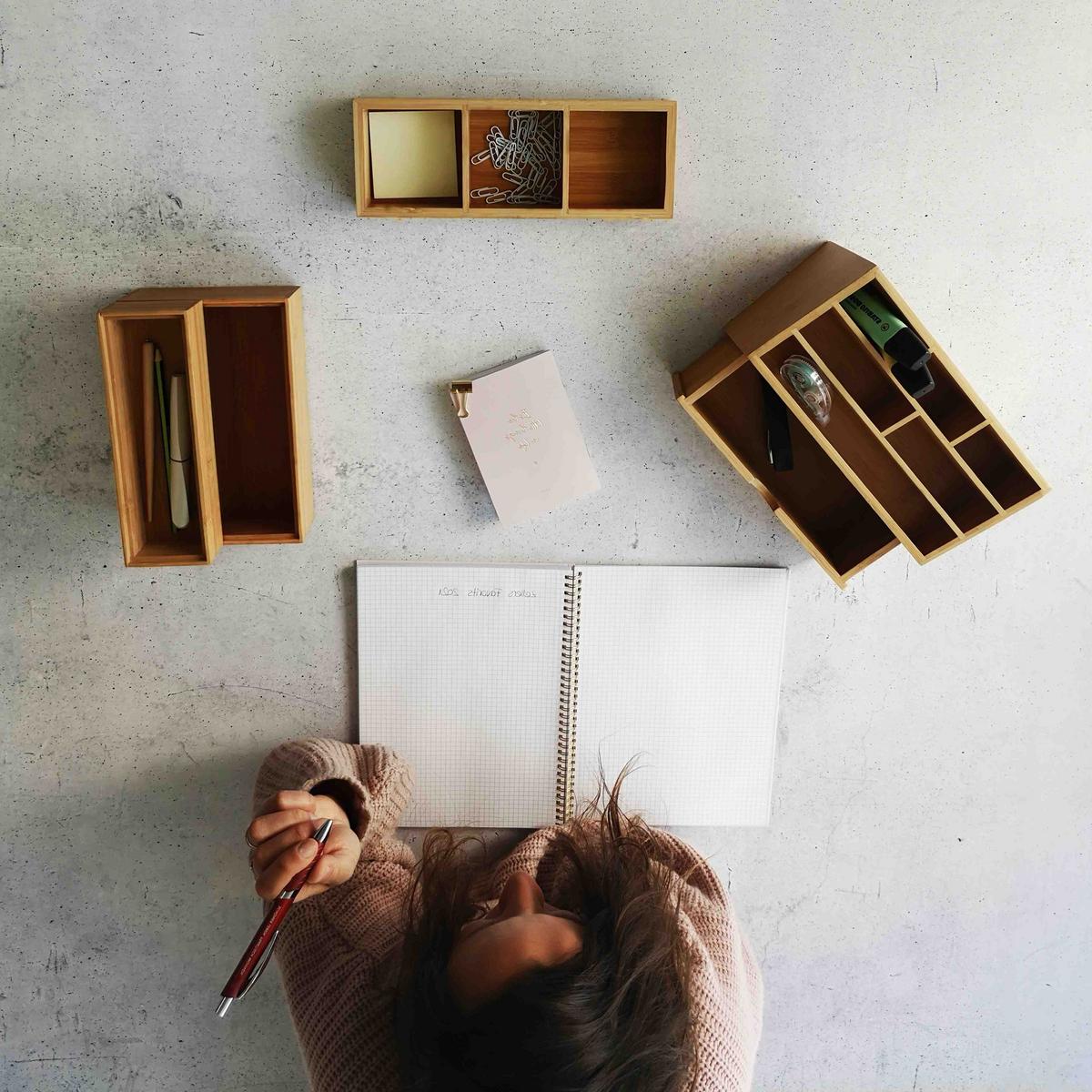 PRZYBORNIK NA BIURKO 25386 - kolor naturalny, Basics, drewno (25,4/12,5/15cm) - Zeller Present