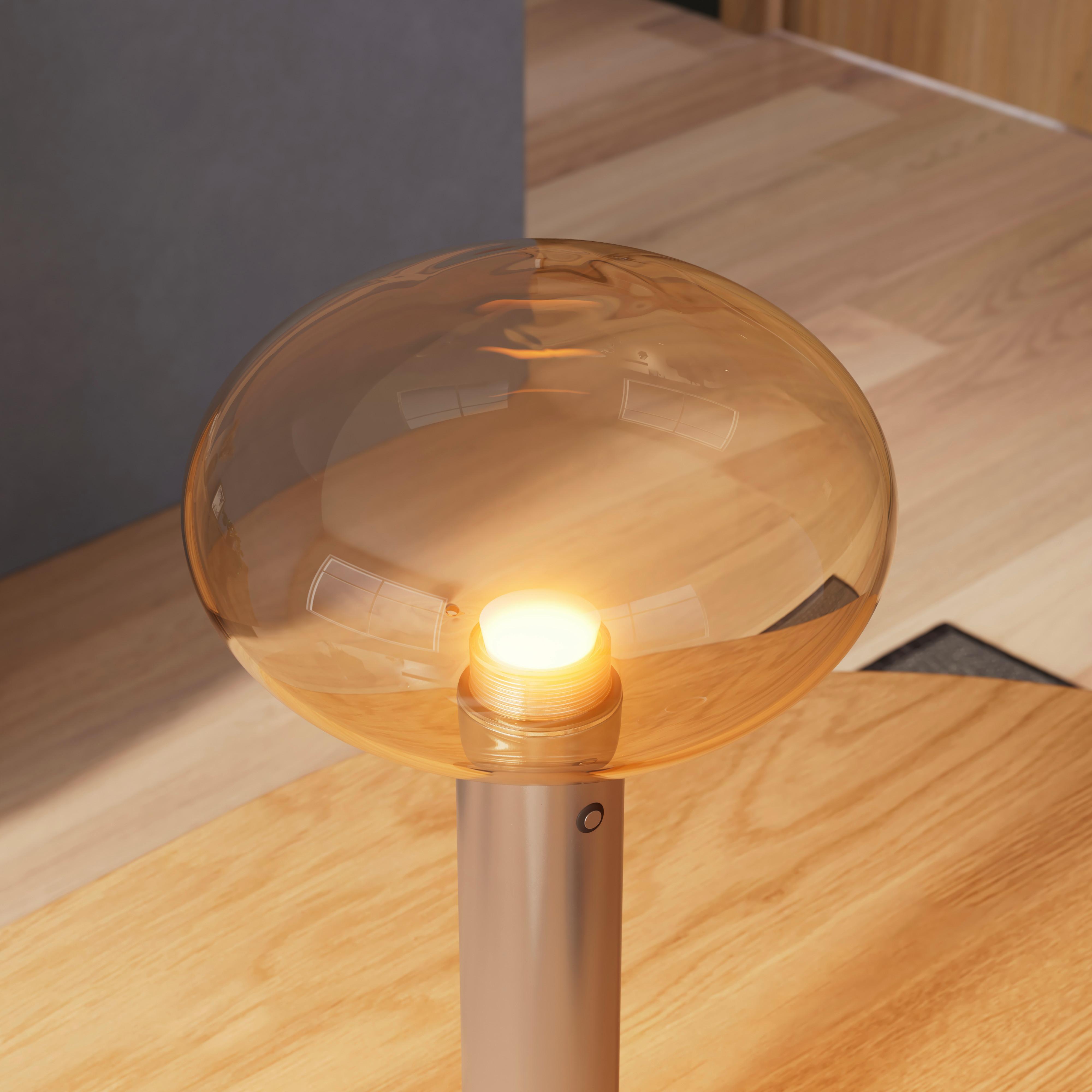 BORDSLAMPA SIOP - bärnstensfärgad/champagne, Modern, metall/glas (20/20/38,5cm)