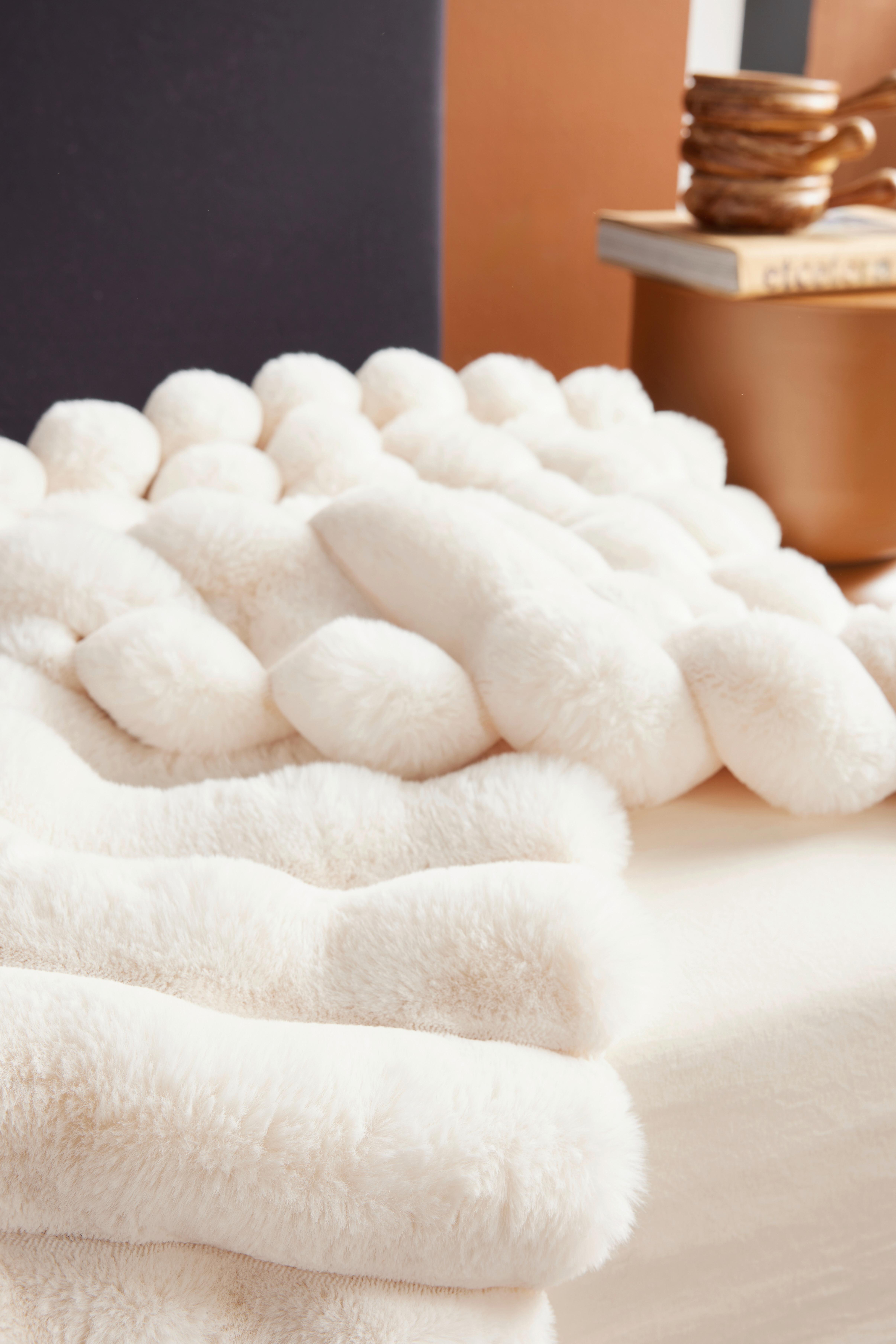Pătură din blană ecologică Blanket Moka Cream - alb, textil (130/180cm)