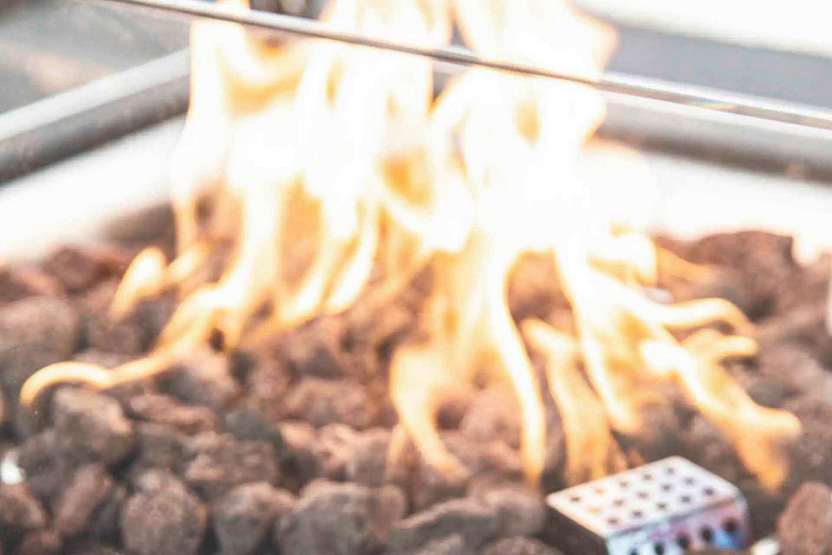 Feuerstelle Aurora Schwarz - Schwarz, KONVENTIONELL, Stein/Metall (87/36/87cm) - Gardenson