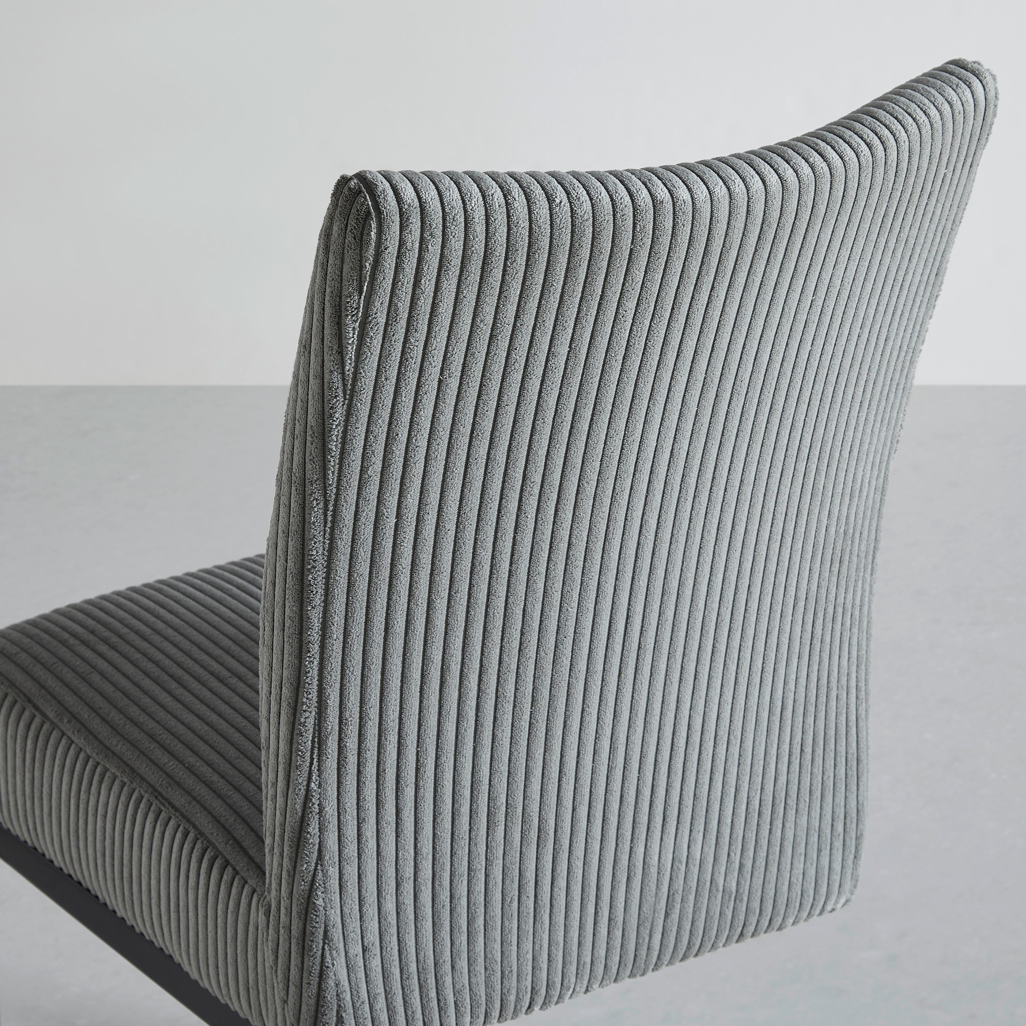 SVIKTSTOL NELIA - grå/svart, Modern, metall/trä (45/95/60cm) - Bessagi Home