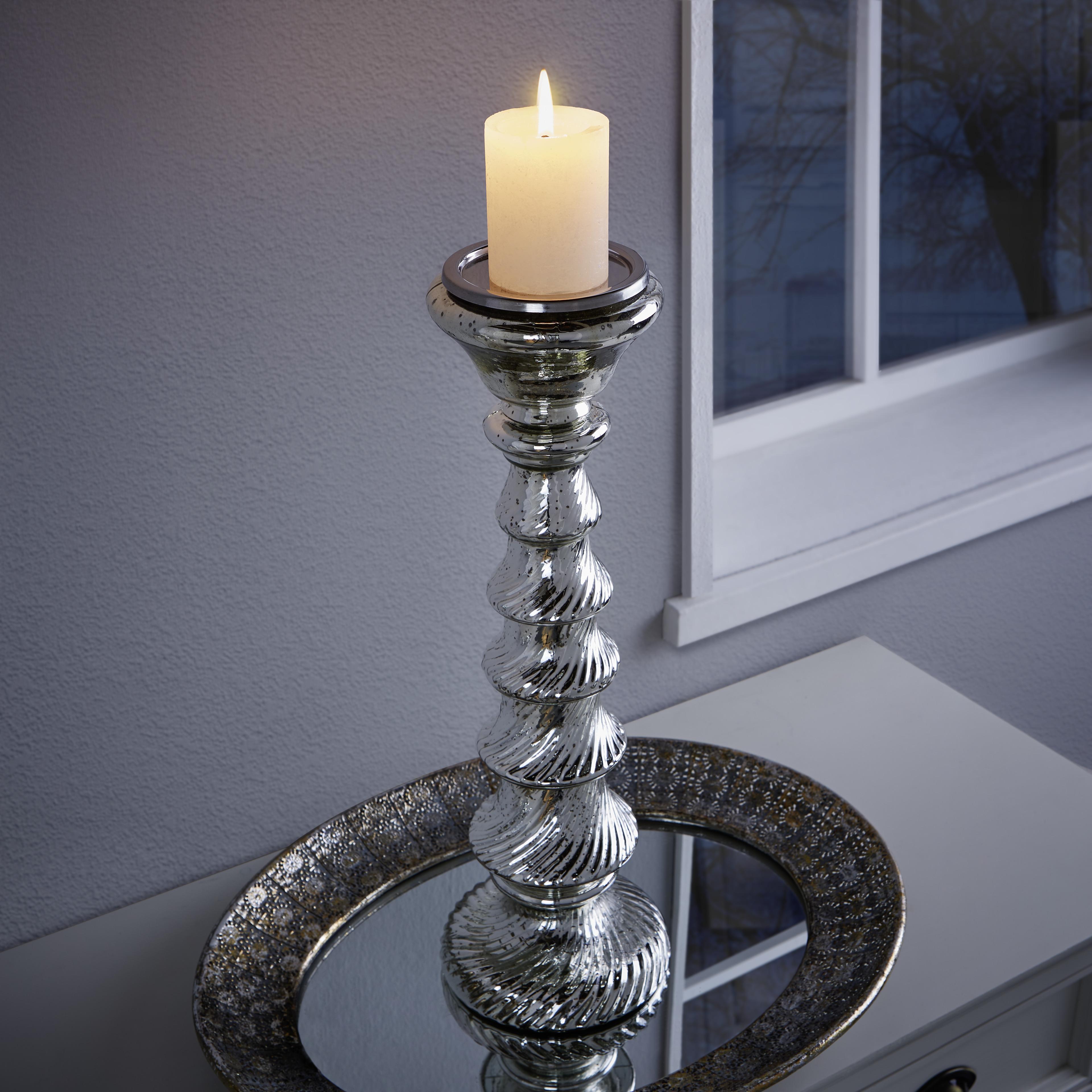 Kerzenhalter in Silber H ca. 53,5 cm "Baila" - Silberfarben, KONVENTIONELL, Glas/Metall (17/53,5cm) - Bessagi Home