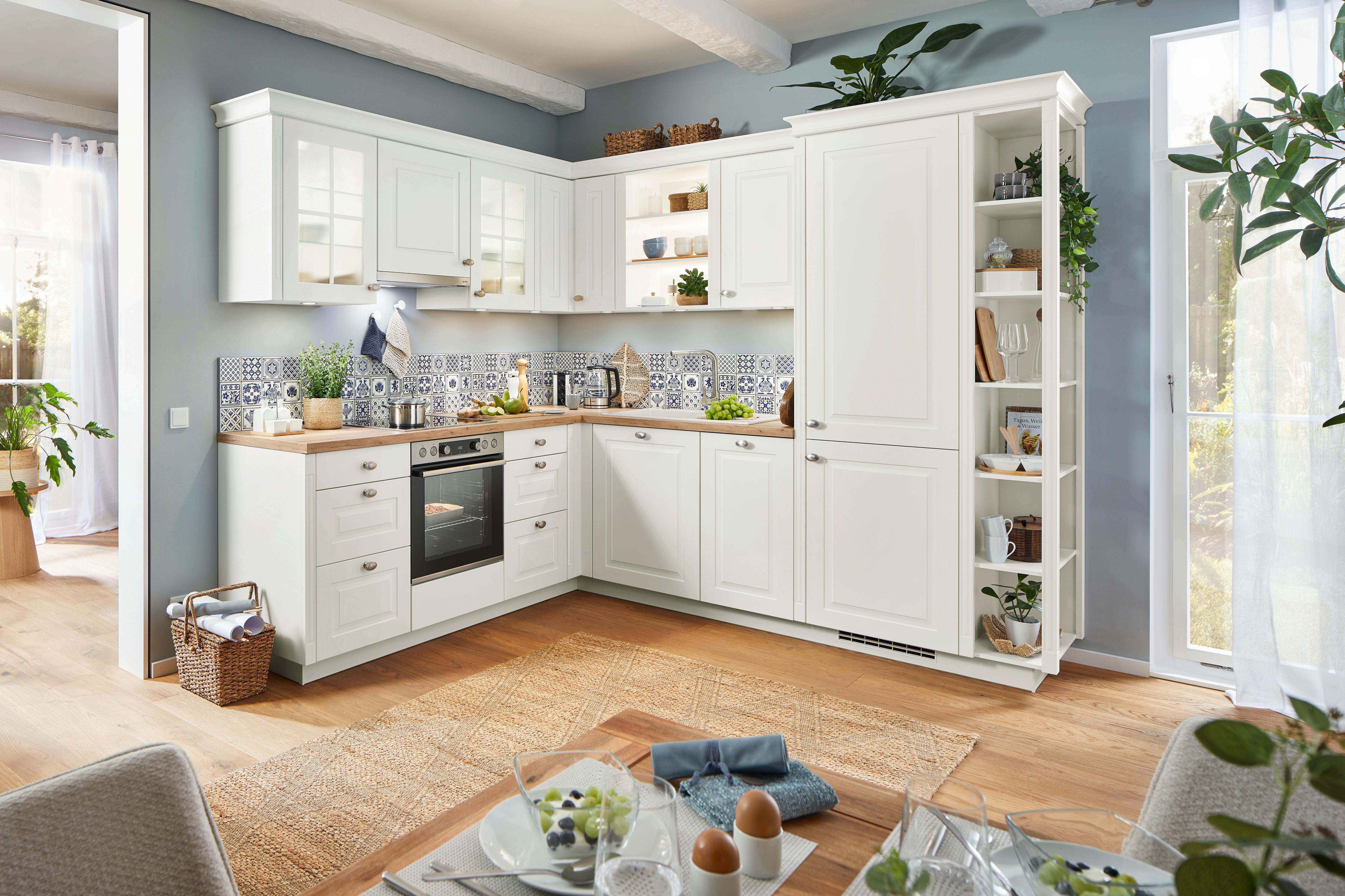 Eckküche Sylt ohne Geräte, Alpinweiss - Weiß, ROMANTIK / LANDHAUS, Holzwerkstoff/Metall (235/267cm) - Nobilia