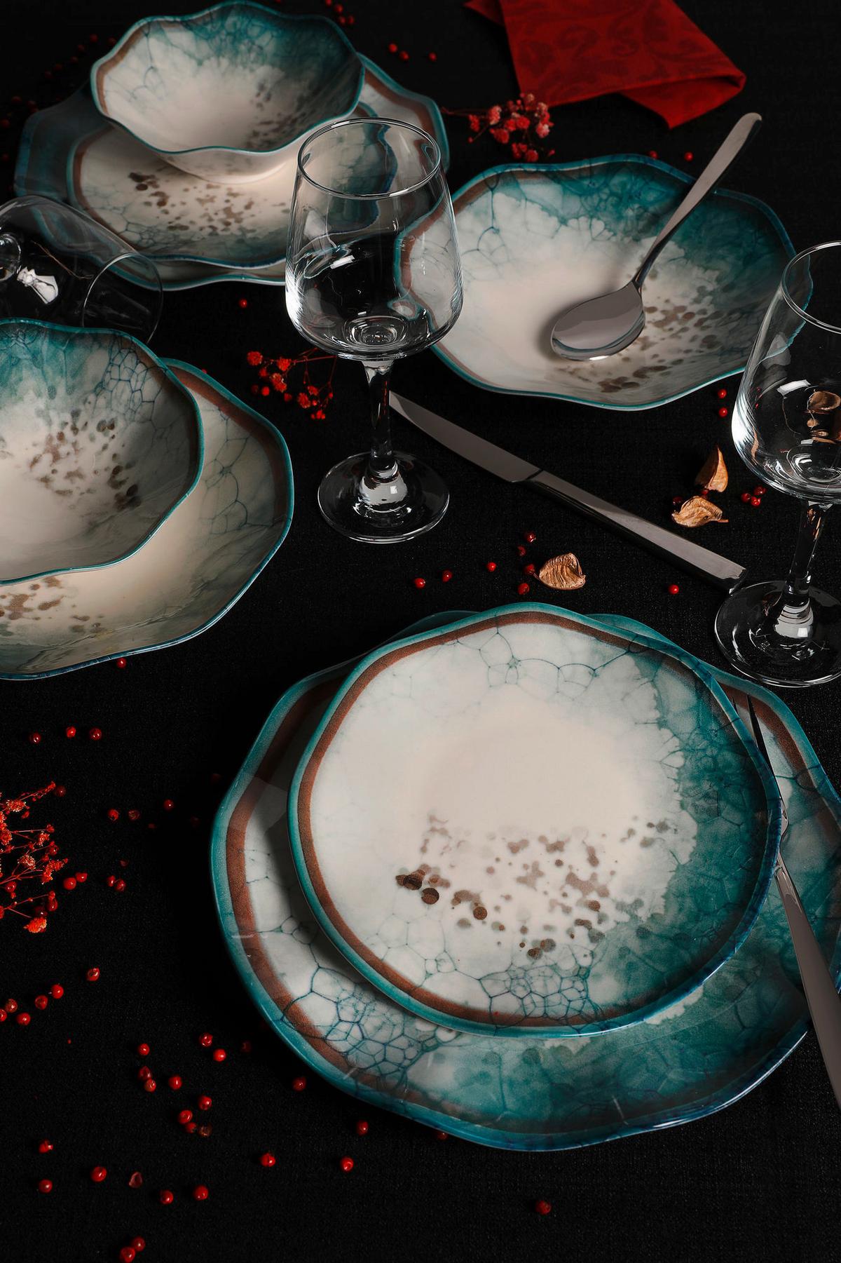 SERWIS OBIADOWO-ŚNIADANIOWY INTERLAKEN - różnokolorowy, Basics, ceramika