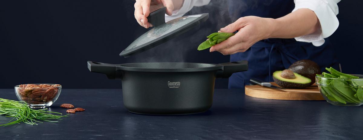 Kochtopf Black Line in Schwarz Ø ca. 20cm - Klar/Schwarz, KONVENTIONELL, Glas/Kunststoff (20/9,6cm) - Gourmesto