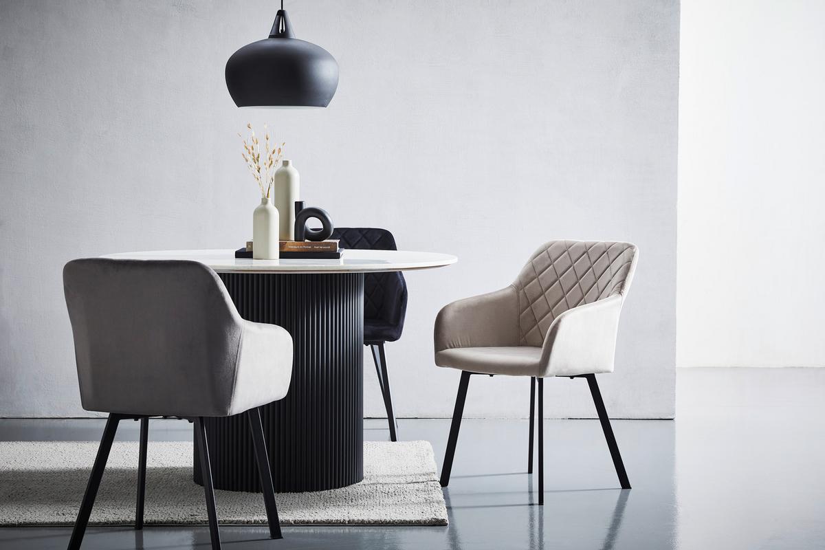 KRZESŁO Z PODŁOKIETNIKAMI LUCY - czarny, Modern, metal/drewno (54/87/64cm) - Livetastic