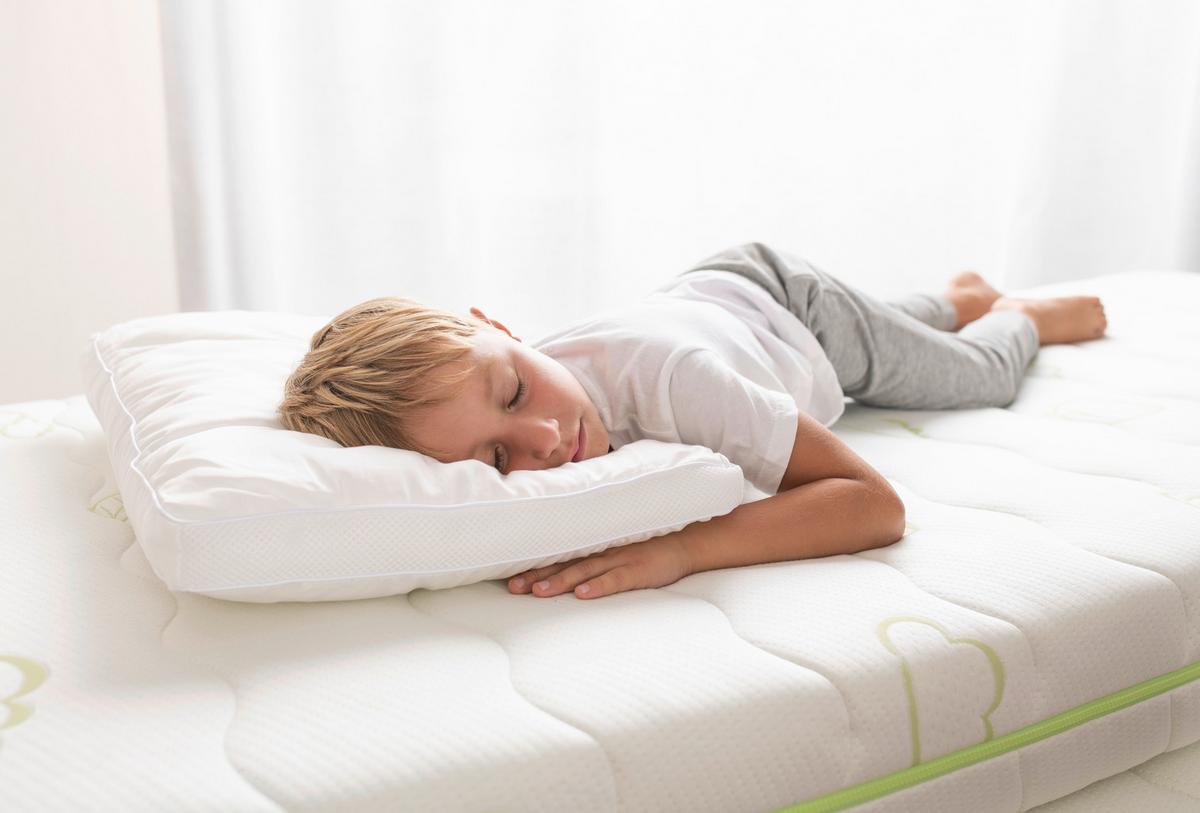 PODUSZKA DLA NIEMOWLĄT T064002 SABBIA MAXI - biały, Basics, tkanina (80/40/5cm) - Träumeland