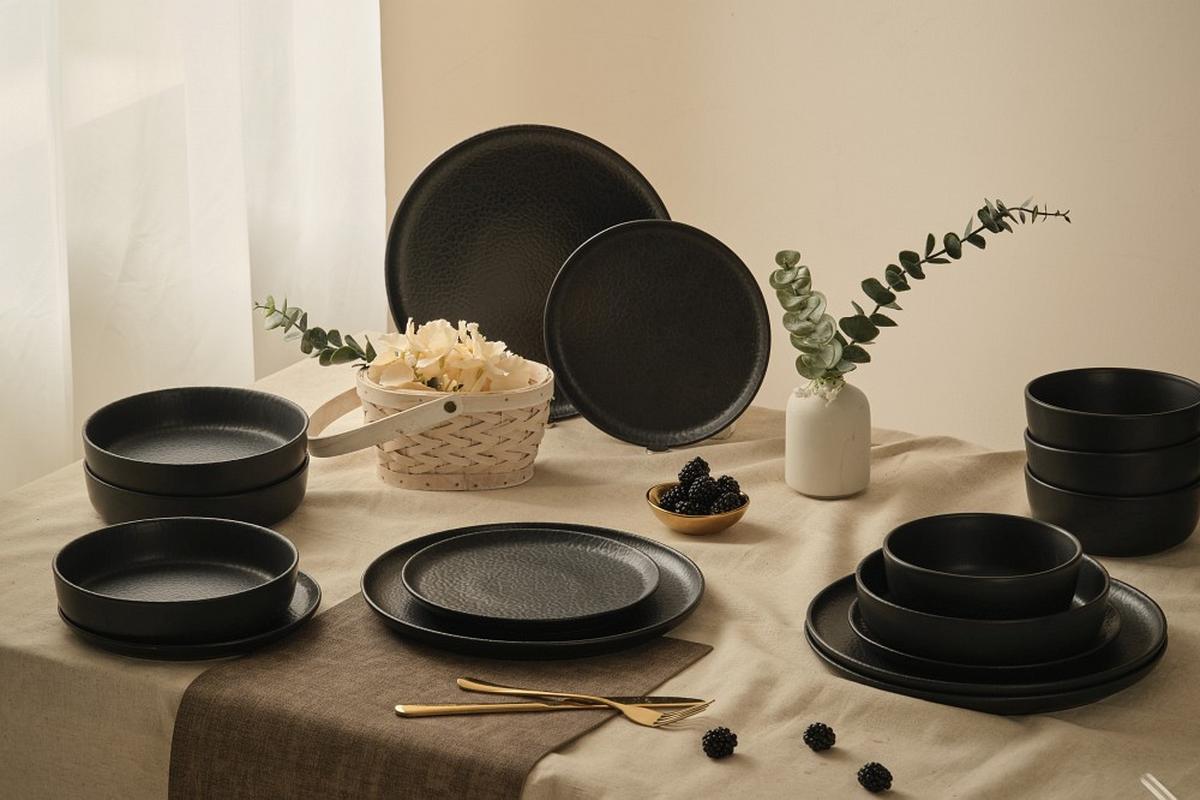 SERWIS OBIADOWO-ŚNIADANIOWY 37005 - czarny, Trend, ceramika - Novel