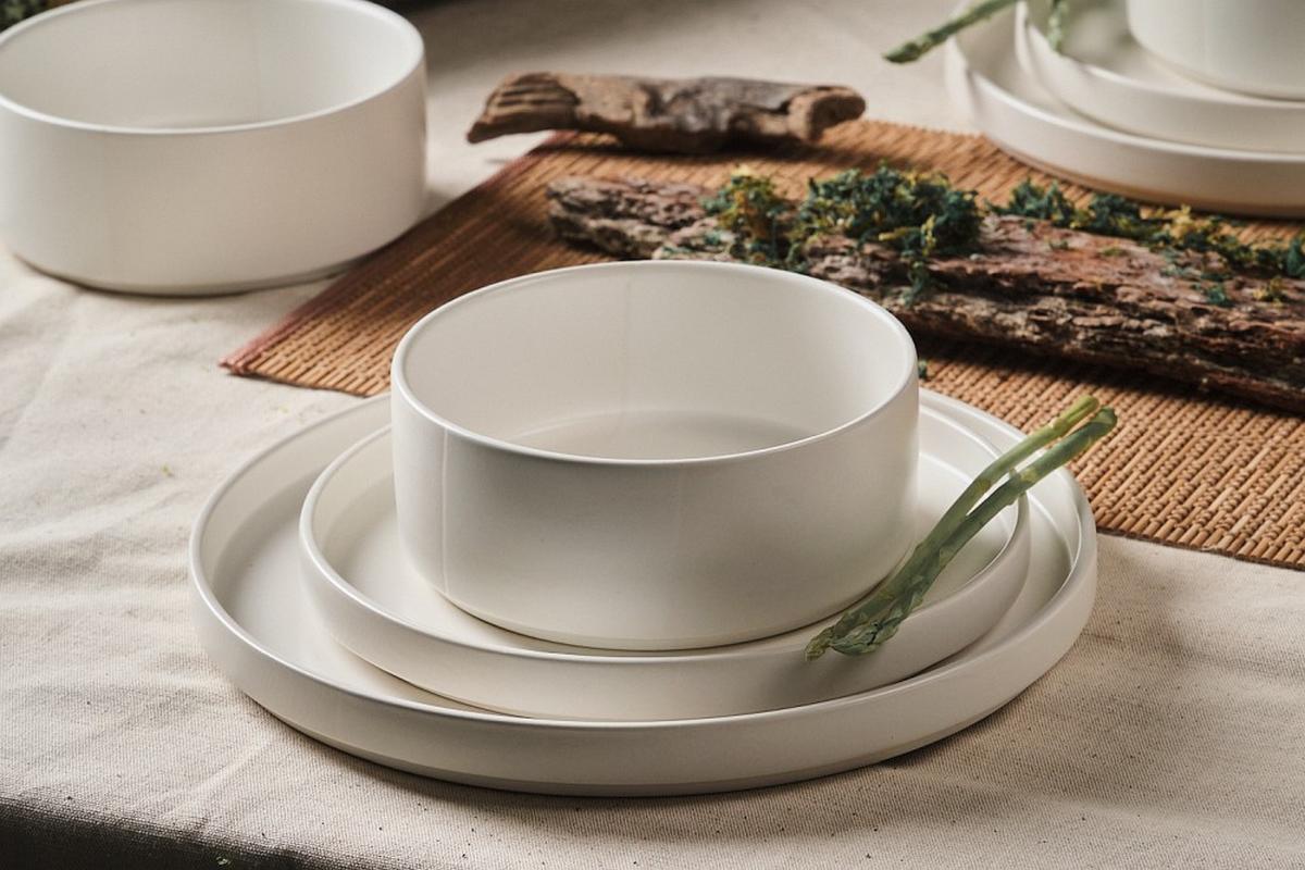 SERWIS OBIADOWO-ŚNIADANIOWY KYOTO STRISCIA - biały, Trend, ceramika - Novel