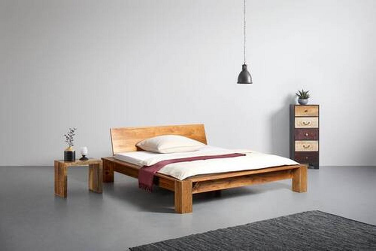 Bett aus Massiv Holz ca. 180x200 - Eichefarben, Lifestyle, Holz (180/200cm) - Zandiara