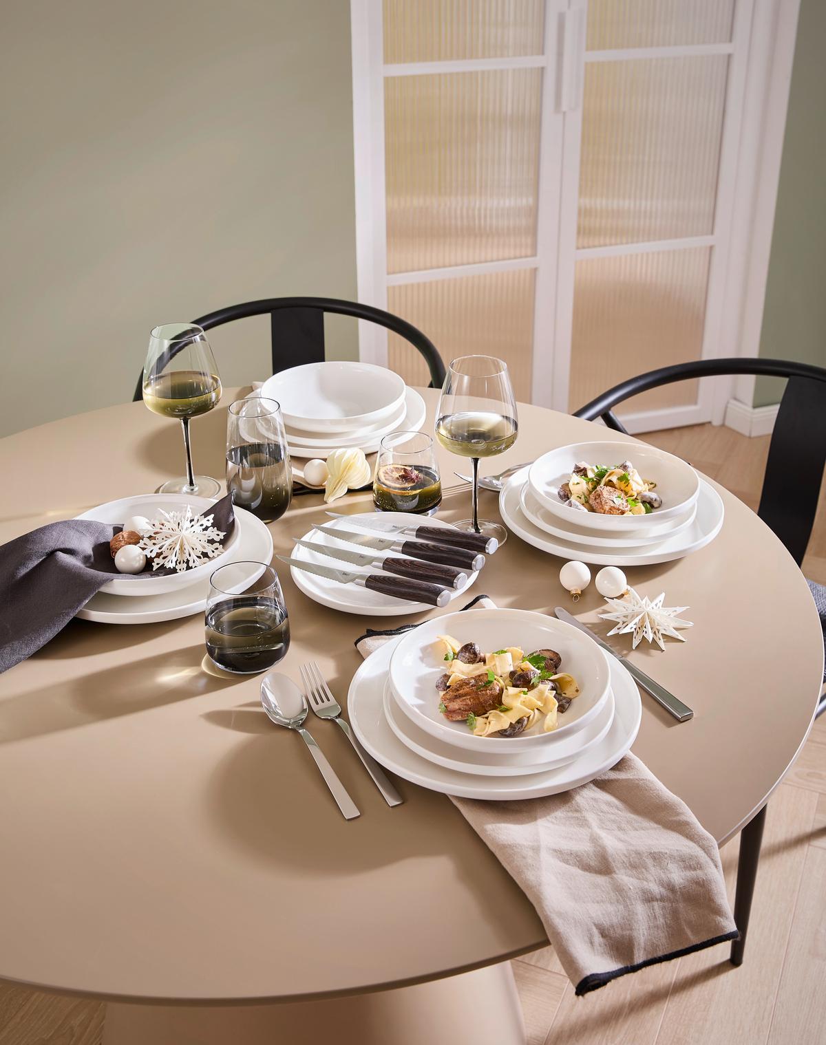 SERWIS OBIADOWO-ŚNIADANIOWY 26245 - biały, Design, ceramika - Novel