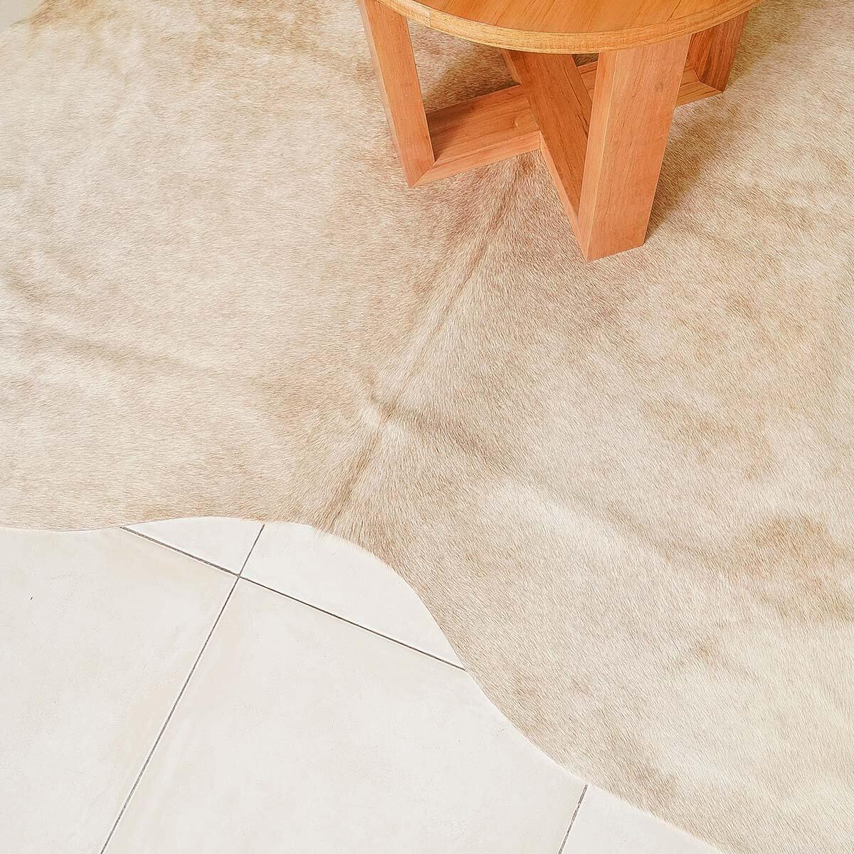 FUTRO BYDLĘCE CORDOBA - beżowy, Natur, futro (165/235cm) - Linea Natura