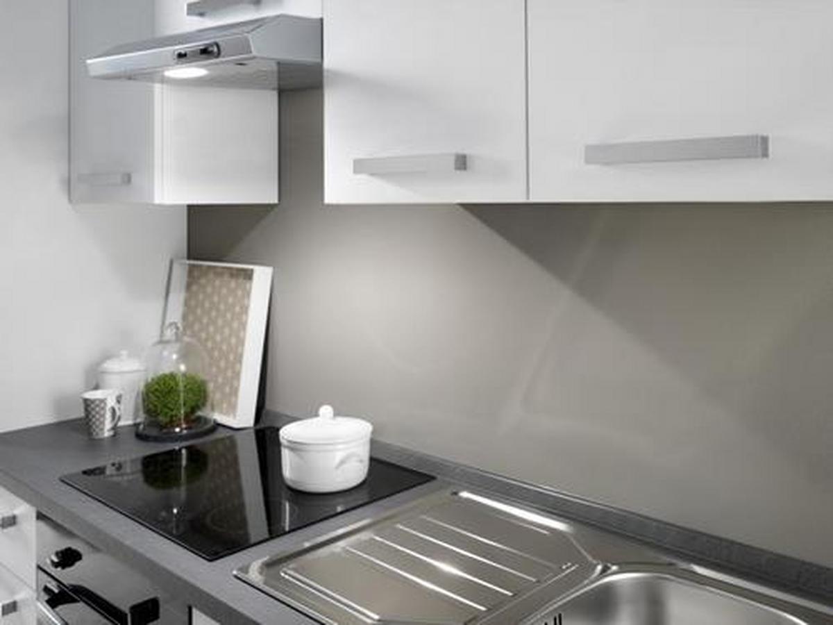 Küchenblock Belluna m. Geräten Weiß - Dunkelgrau/Alufarben, Basics, Holzwerkstoff/Kunststoff (250cm) - MID.YOU