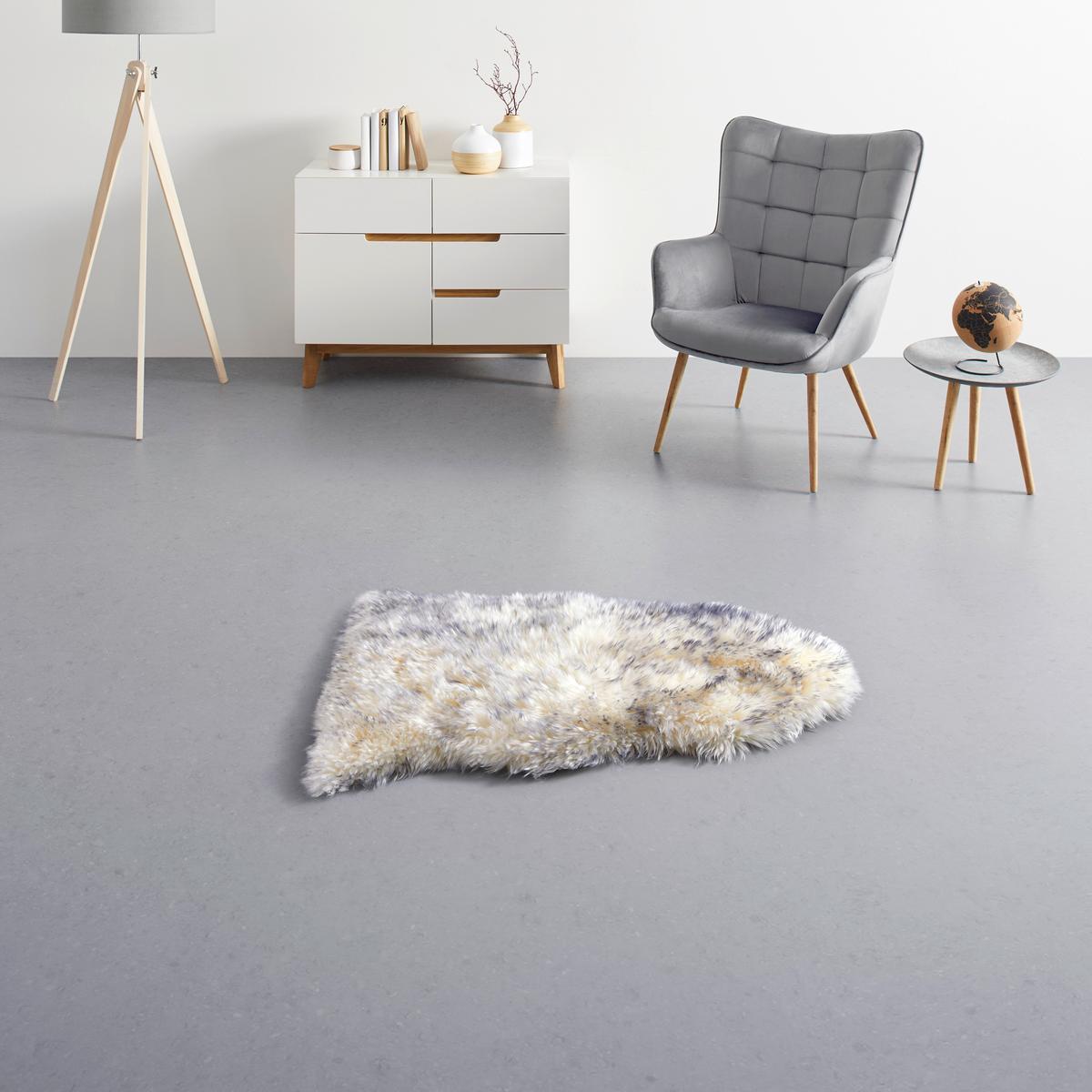 Schaffell Lea in Grau ca. 60x90cm - Grau, ROMANTIK / LANDHAUS, Textil (60/90cm) - Modern Living