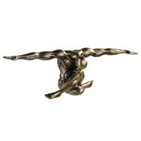Skulptur Cliffhanger Champagnerfarben - Champagner, Basics, Kunststoff (59,5/20/19cm)