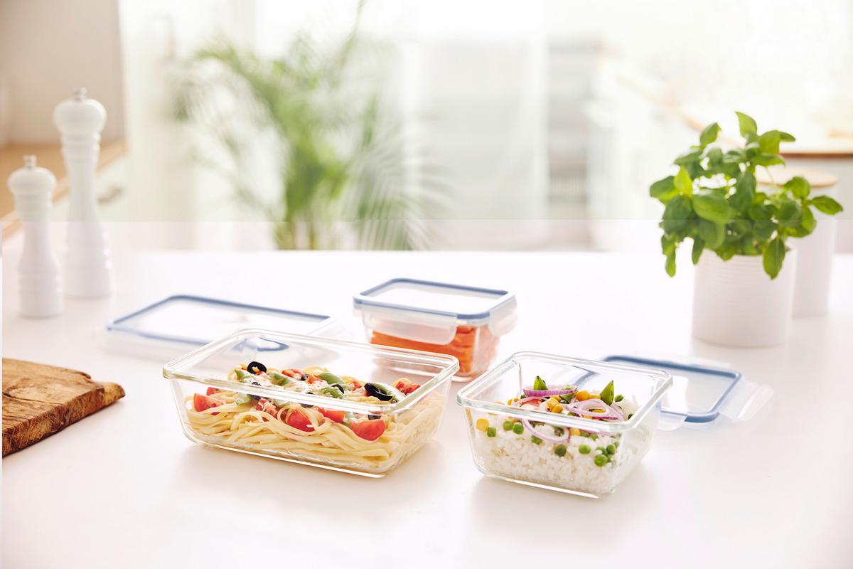 POJEMNIK NA ŻYWNOŚĆ 1051306161 - niebieski/przezroczysty, Basics, tworzywo sztuczne/szkło (16,5/16,5/22,8cm) - Rotho