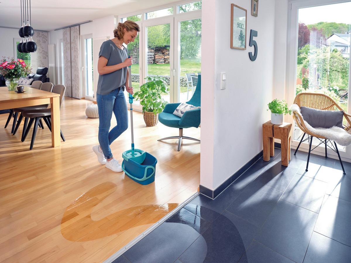 Felmosószett Leifheit Clean Twist Disc Mop - fehér, textil/fém (26/46/26cm) - Leifheit