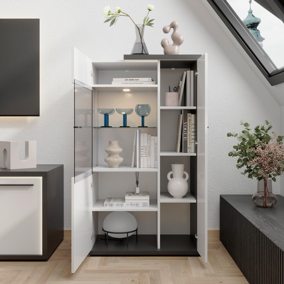 Vitrina Ambiente Plus - bijela/bijela visoki sjaj, Moderno, staklo/drvni materijal (73,4/131,6/43,6cm) - Modern Living