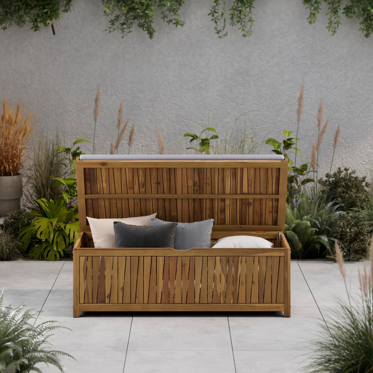SKRZYNIA OGRODOWA SABAH - kolor akacjowy/szary, Modern, tkanina/drewno (140/50/60cm) - Ambia Garden