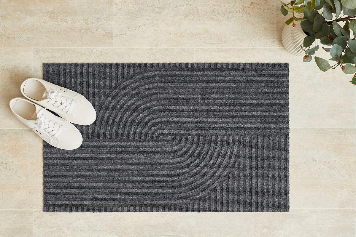 Predpražnik Yukon - temno siva, Basics, umetna masa (40/60cm)