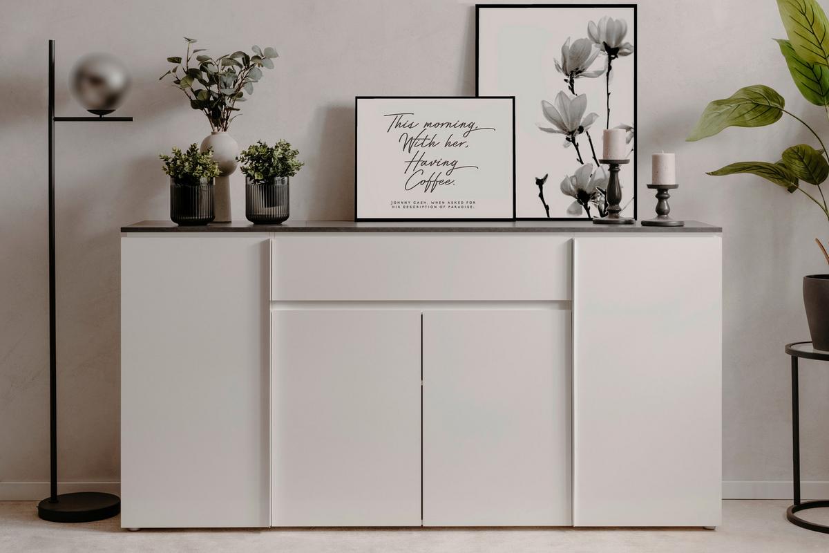 KOMODA SZEROKA BREST - biały wysoki połysk/kolor srebrny, Design, materiał drewnopochodny/tworzywo sztuczne (177,5/92/40cm) - Livetastic