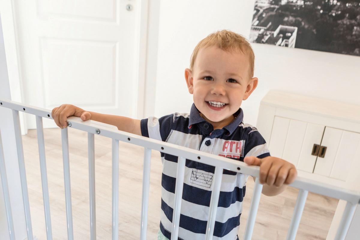 Védőrács Tim - fehér/szürke, műanyag/fém (60-107/70/5cm)