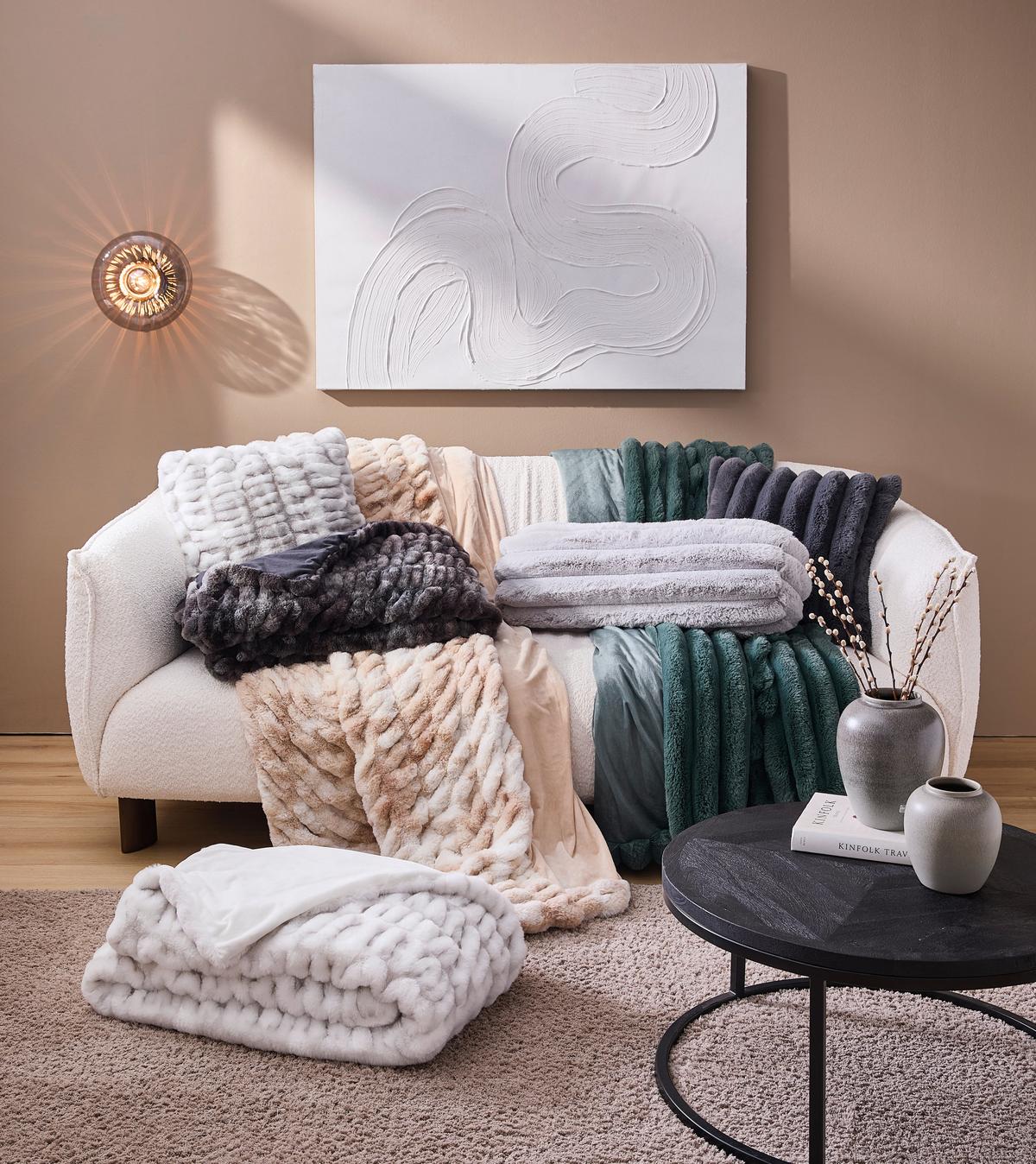 KOC FUTRZANY ZUZANNO - antracytowy, tkanina (150/200cm) - Novel