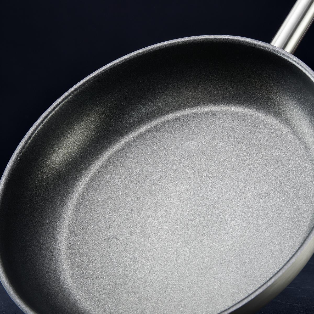 Serpenyő Átm.: Kb. 28cm Silver Line - nemesacélszínű, Konventionell, fém (28/5,5cm) - Gourmesto