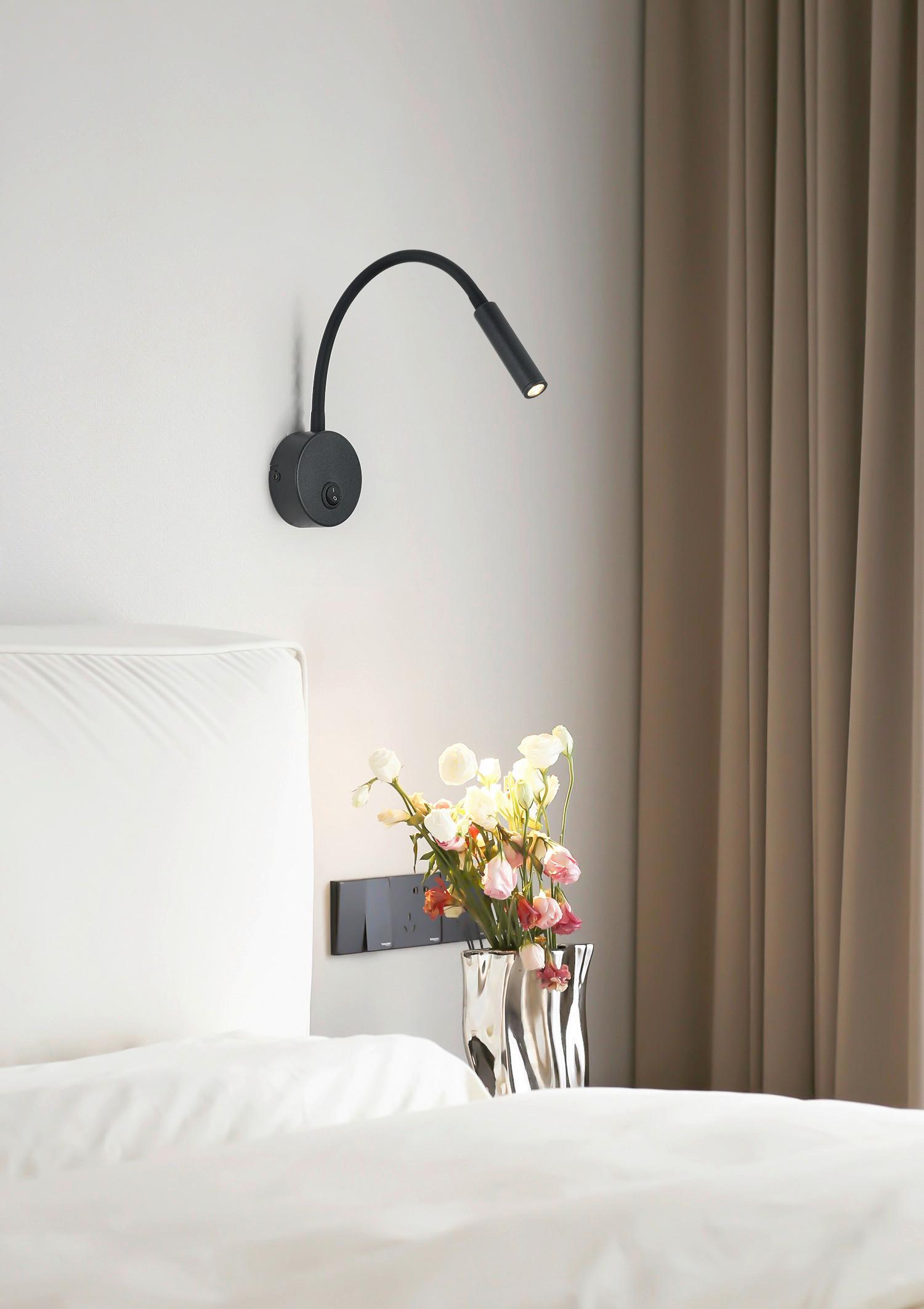Led Svjetiljka Zidna Huoim - crna, Konvencionalno, metal/plastika (3/8/46cm) - Mömax