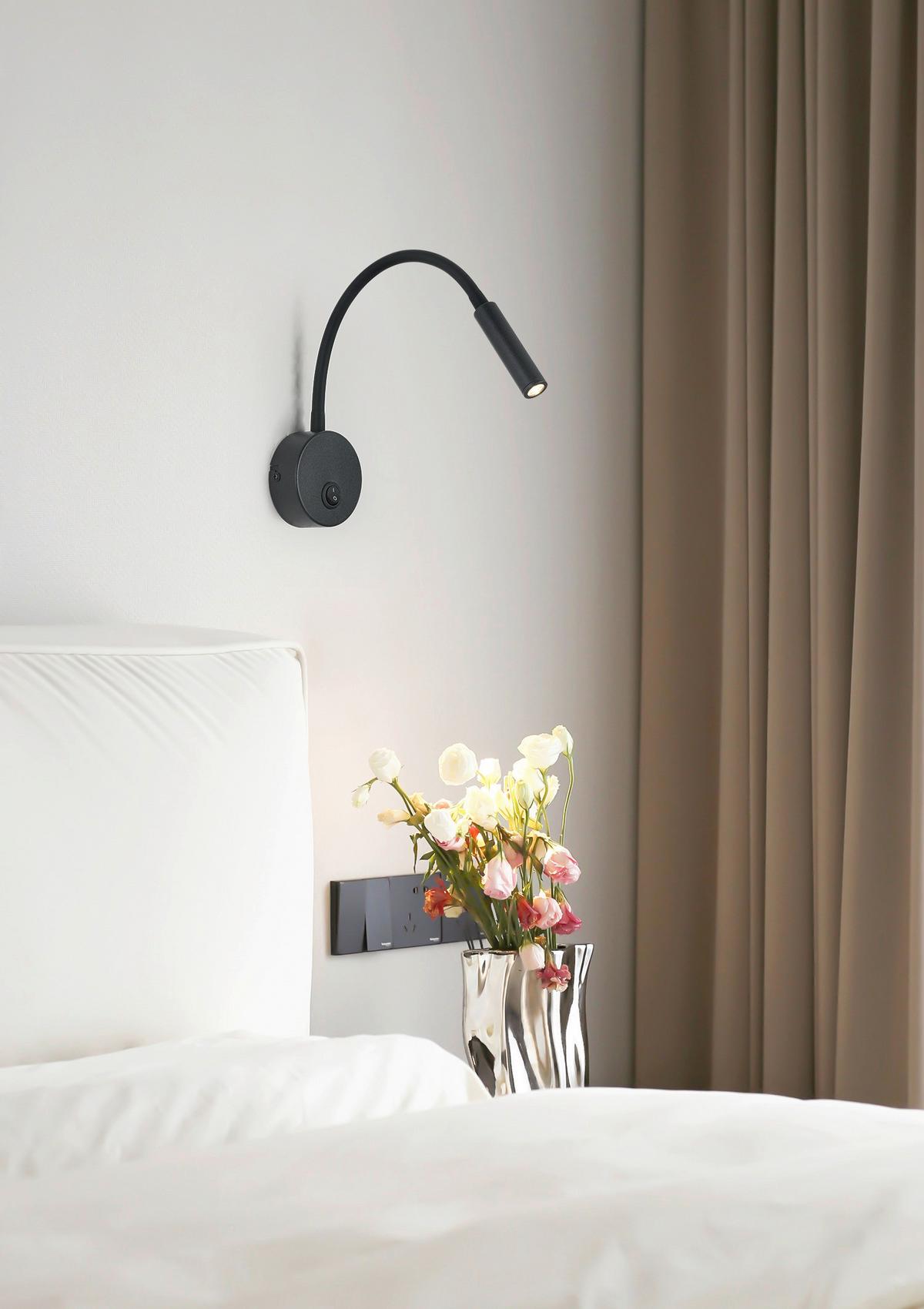 Led Svjetiljka Zidna Huoim - crna, Konvencionalno, metal/plastika (3/8/46cm) - Mömax