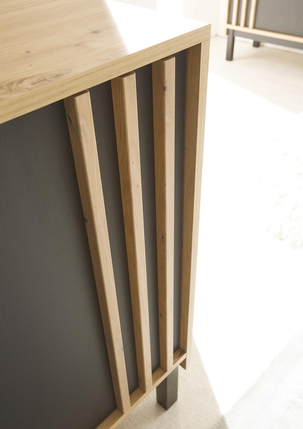 Sideboard Volano in Schwarz/Eiche Artisan - Schwarz/Eiche Artisan, Modern, Holzwerkstoff/Kunststoff (155/84/39cm) - Carryhome