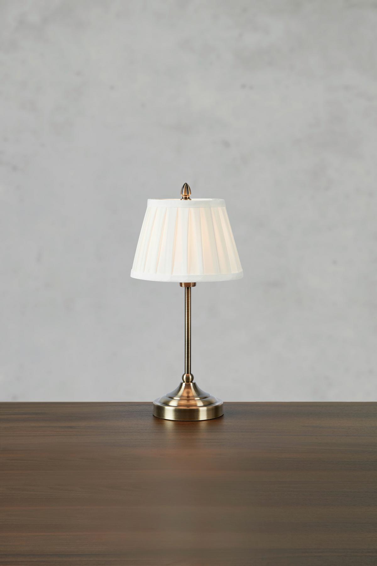 Tischleuchte Markslöjd Oxford Weiß max. 40 Watt - Messingfarben/Weiß, Design, Textil/Metall (20/20/38,5cm) - Markslöjd