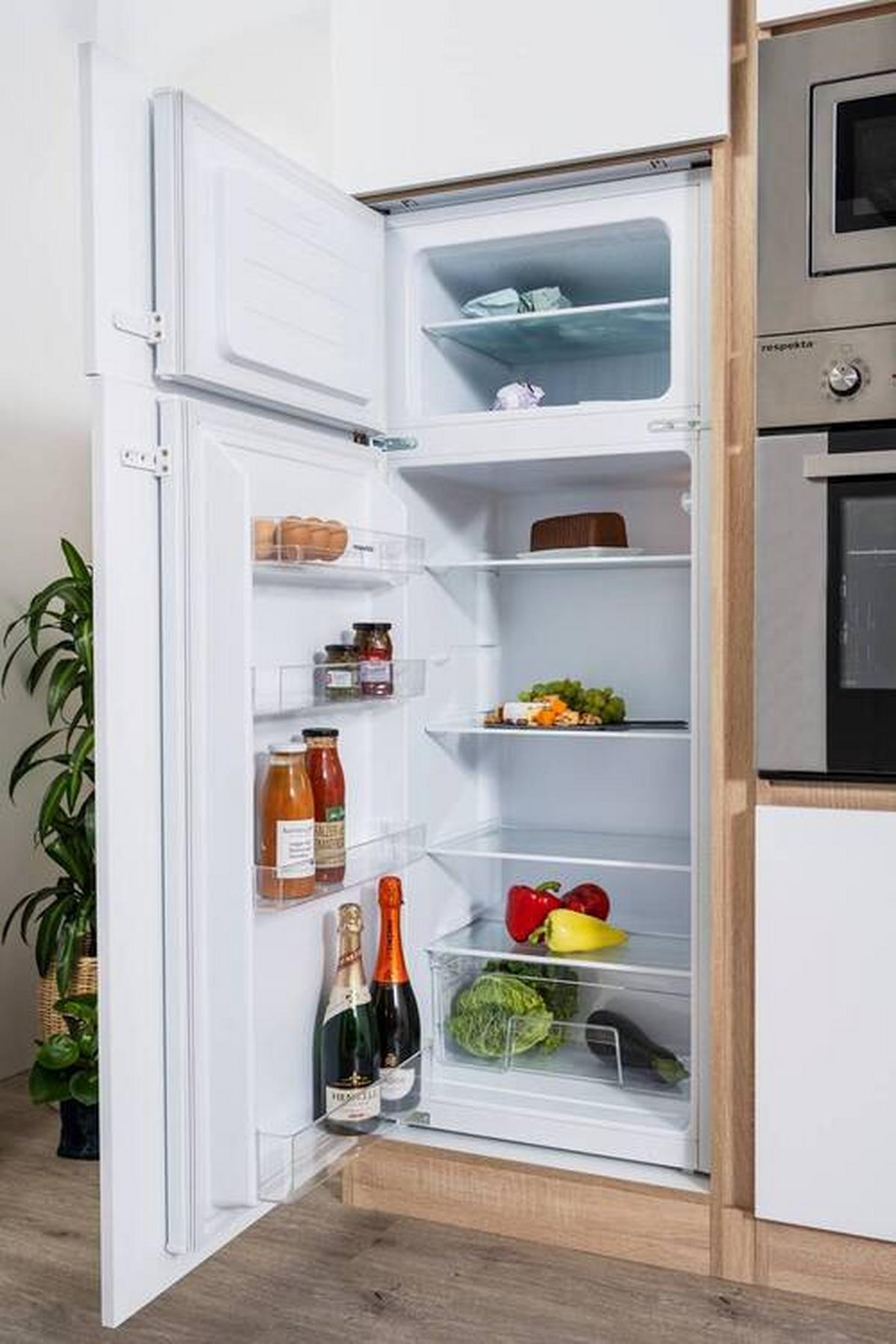 Küchenzeile Premium m. Geräte Weiß/Eiche B: ca. 380 cm - Eichefarben/Weiß Hochglanz, Basics, Holzwerkstoff (380cm) - Respekta