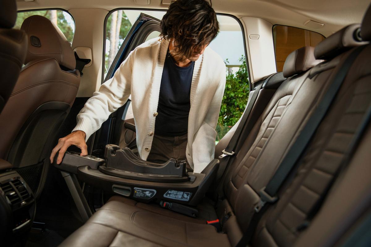 BAZA ISOFIX BASE CURV - czarny, Basics, tworzywo sztuczne - Nuna