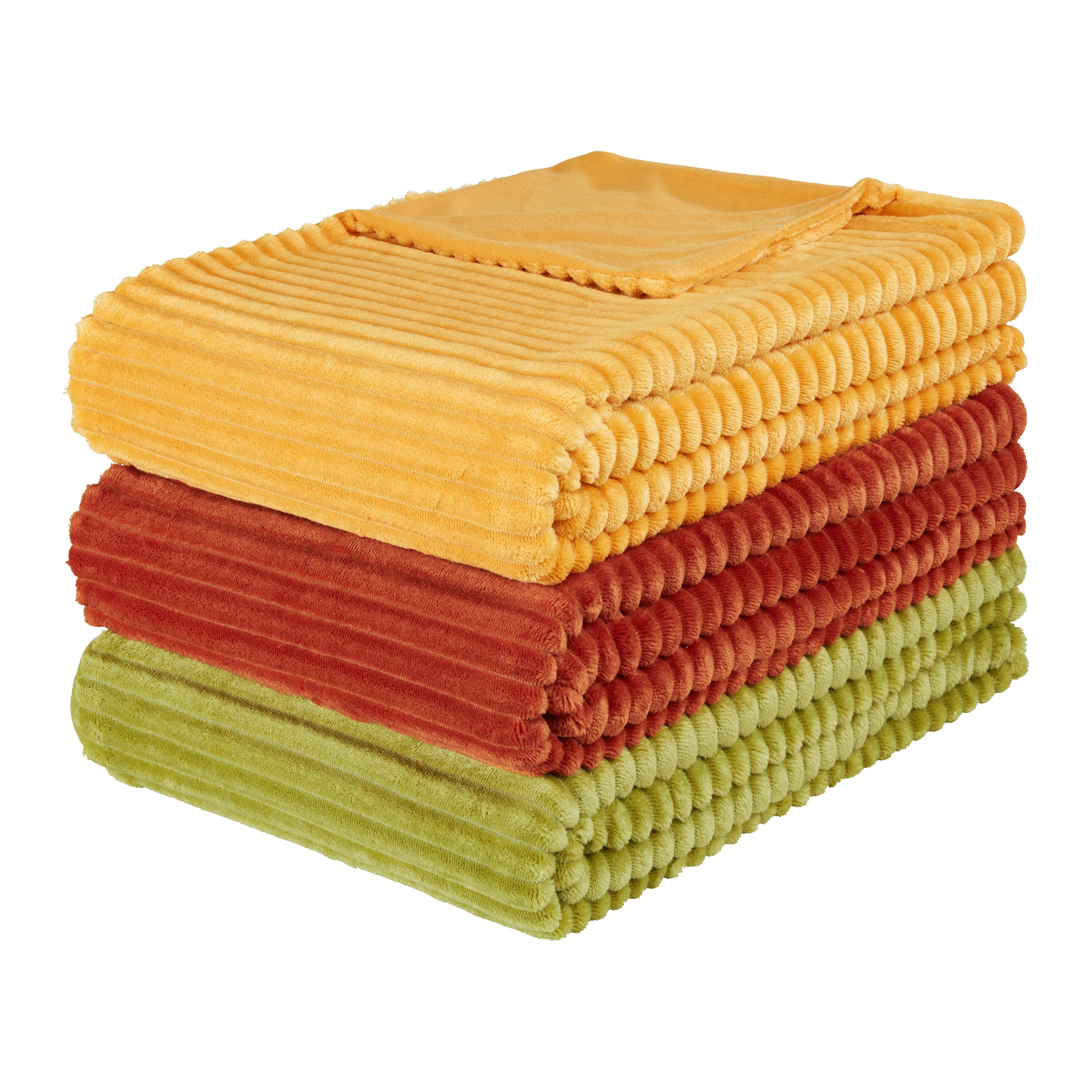 Kuscheldecke Conni Olivgrün ca. 140x200cm - Olivgrün, Modern, Textil (140/200cm) - Modern Living