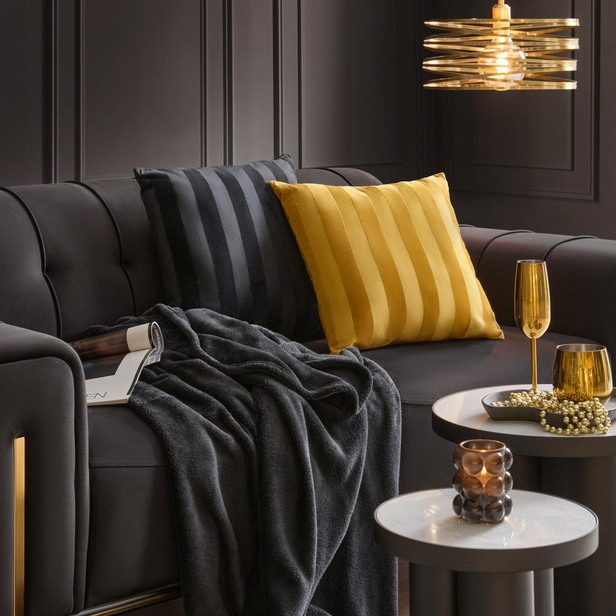 Mehka Odeja Kuschelix -Ext- -Akt- - črna, tekstil (140/200cm) - Modern Living
