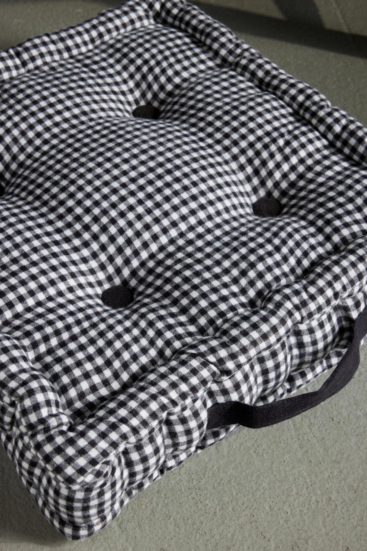 Pernă pentru șezut cca. 45/45/10cm - negru, textil (45/45/10cm)