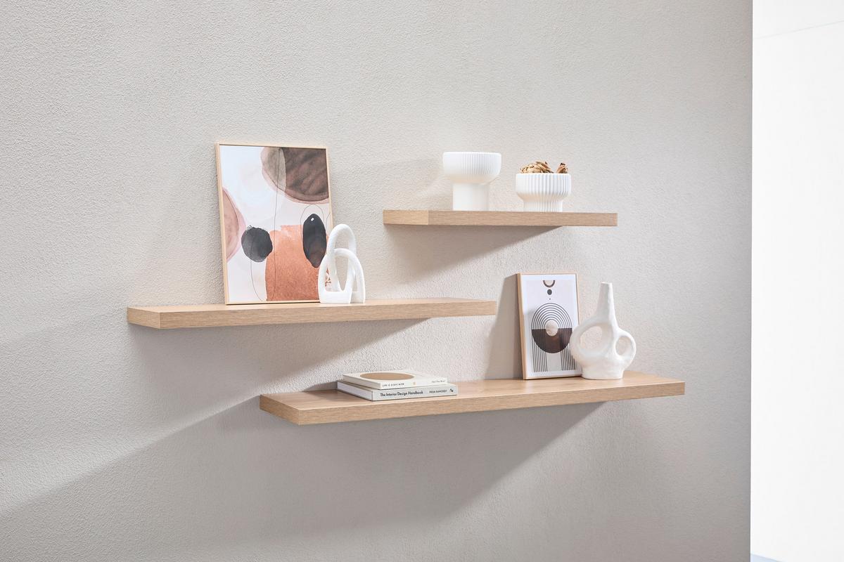 PÓŁKA ŚCIENNA SIMPLE - kolor dębowy, Basics, materiał drewnopochodny (90/3,8/23,5cm) - Boxxx