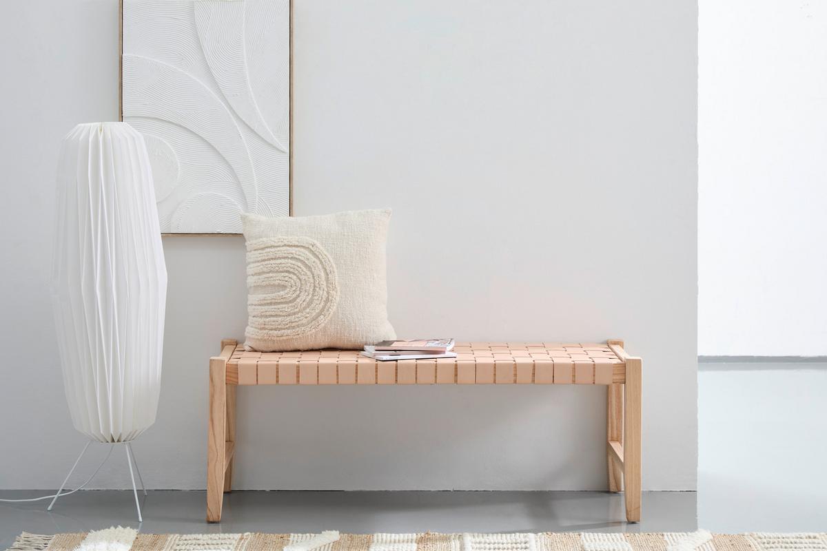 ŁAWKA SITZBANK - kolor orzechowy/kolor naturalny, Design, skóra/drewno (120/45/40cm) - Livetastic