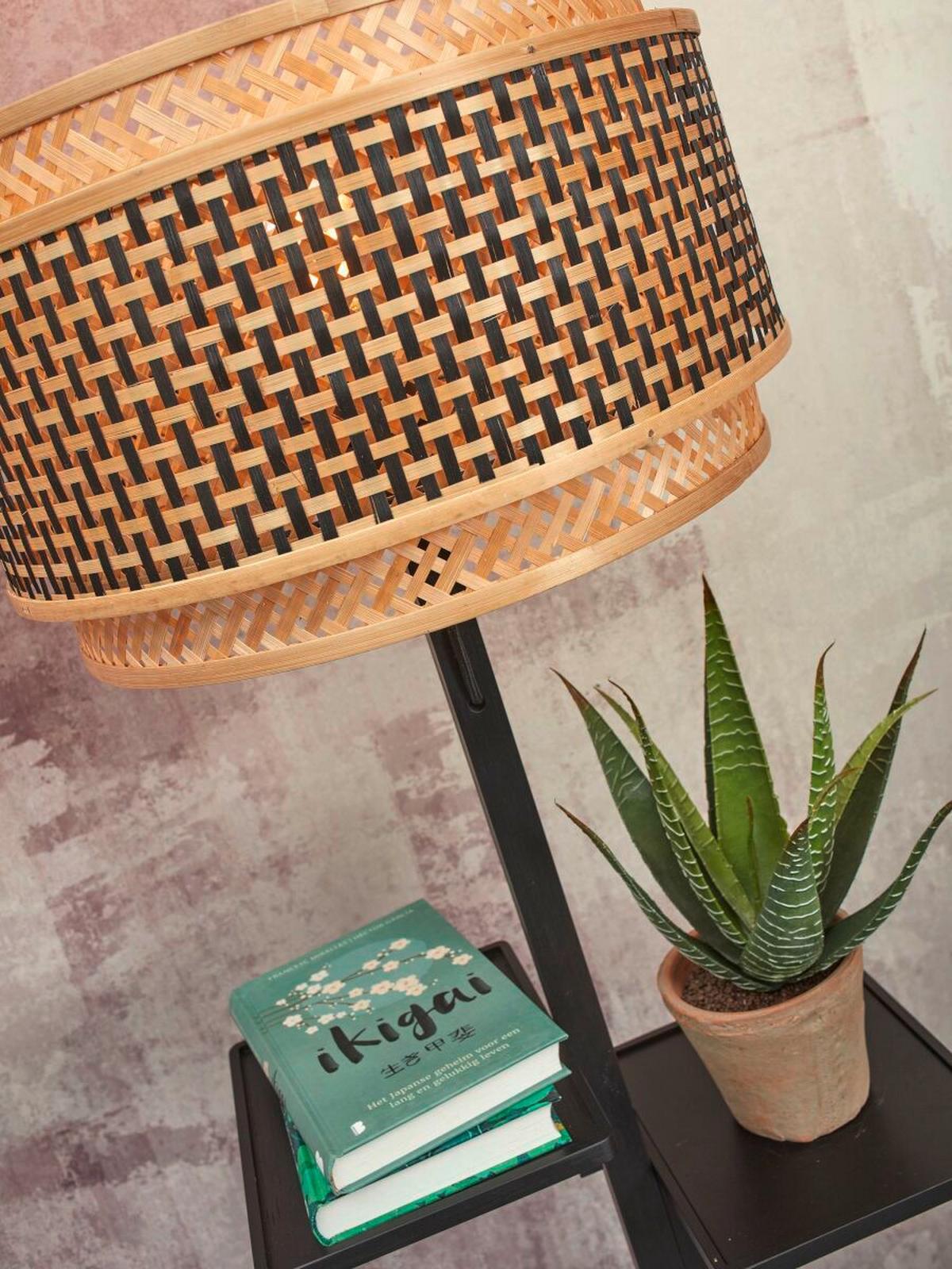 Stoječa Svetilka Bhutan, Črna, Bambus - črna/naravne barve, Trend, les (40/160cm) - Good & Mojo