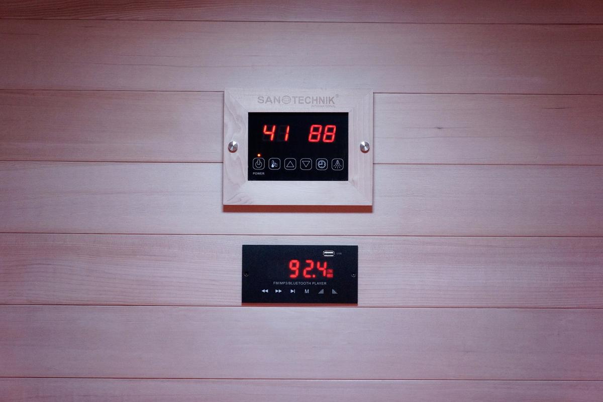 Infrarotkabine Ruby 2 in Braun ca. 120x195x100cm - Naturfarben, Basics, Holz (120/195/100cm) - Sanotechnik