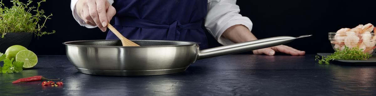 Serpenyő Átm.: Kb. 28cm Silver Line - nemesacélszínű, Konventionell, fém (28/5,5cm) - Gourmesto