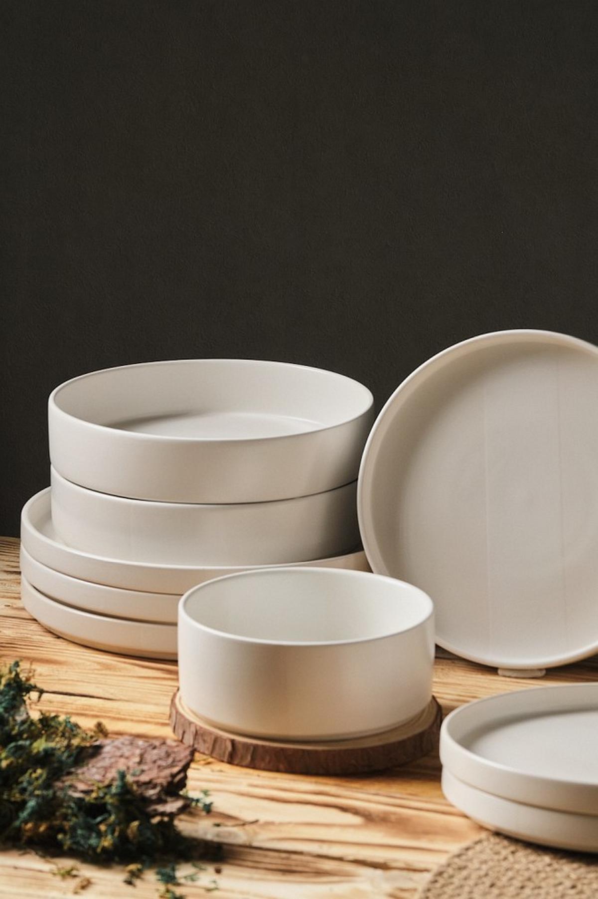 SERWIS OBIADOWO-ŚNIADANIOWY KYOTO STRISCIA - biały, Trend, ceramika - Novel