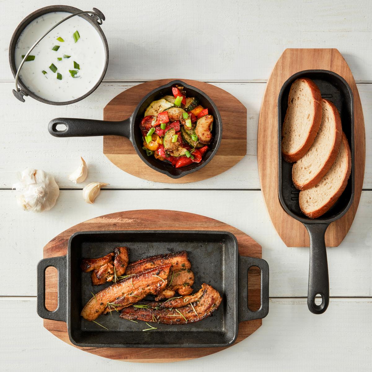 Tigaie de servire Gourmet - culoare natur/negru, Konventionell, lemn/metal (22,5/14/4,5cm) - Mömax