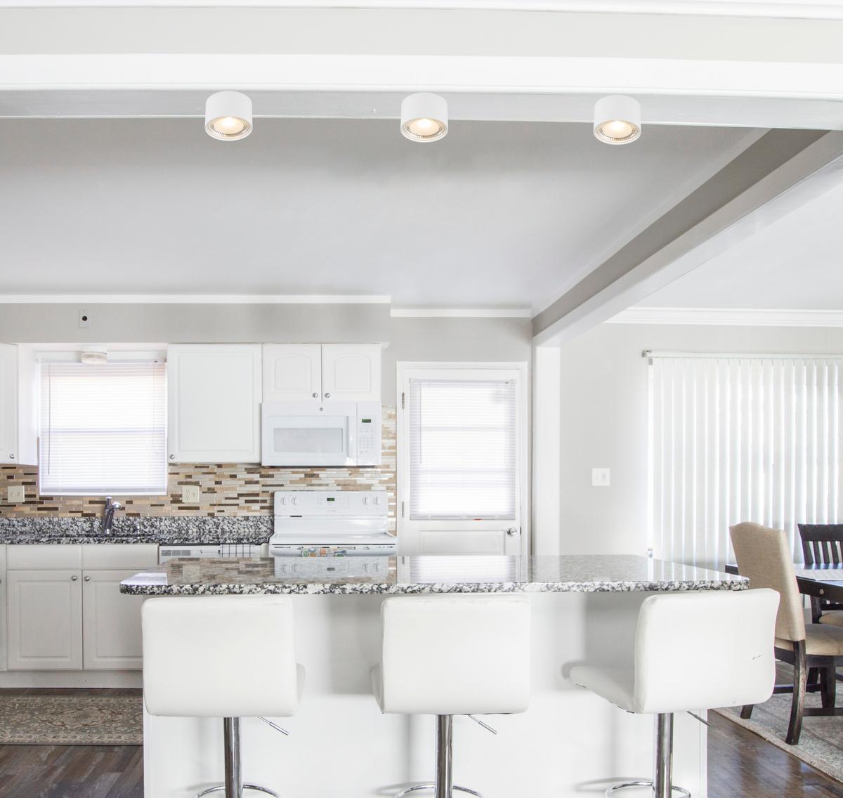 LAMPA SUFITOWA LED 12007W - biały, Design, metal (11,3/8cm) - Globo