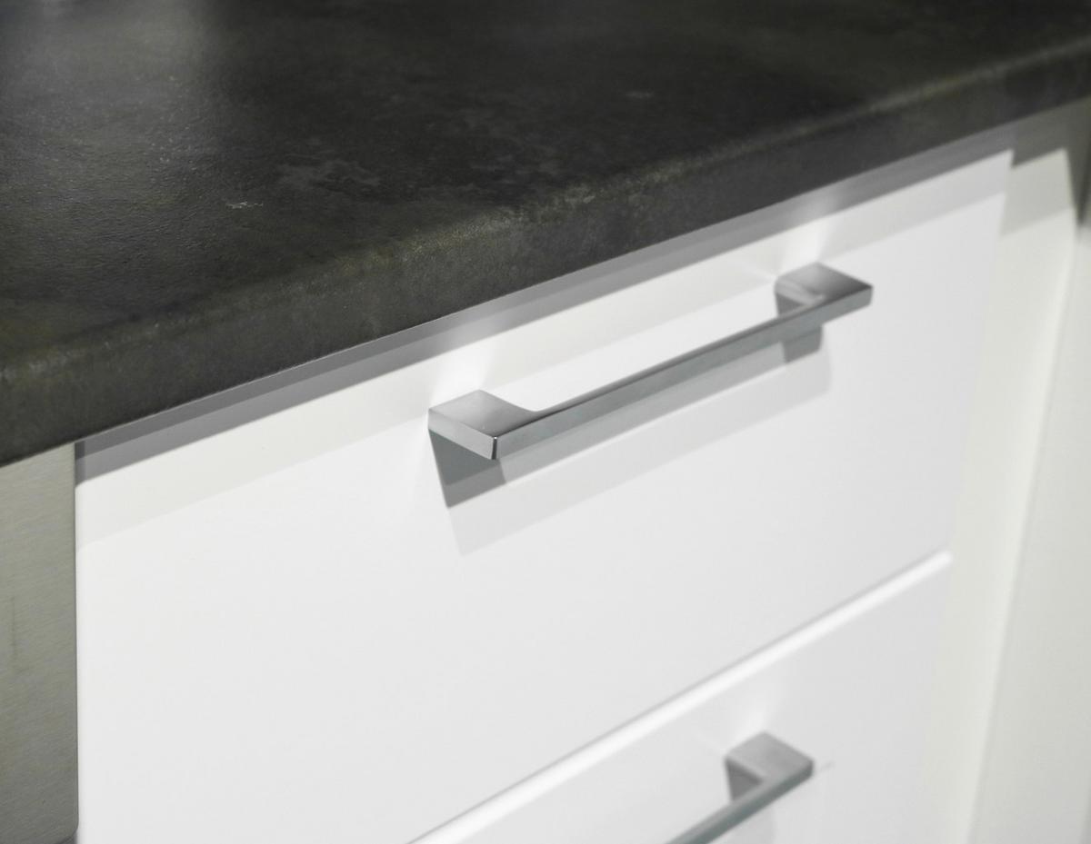 Küchenblock Marseille mit Geräten ca. 220cm Weiß - Chromfarben/Anthrazit, Design, Holzwerkstoff/Metall (220cm) - P & B