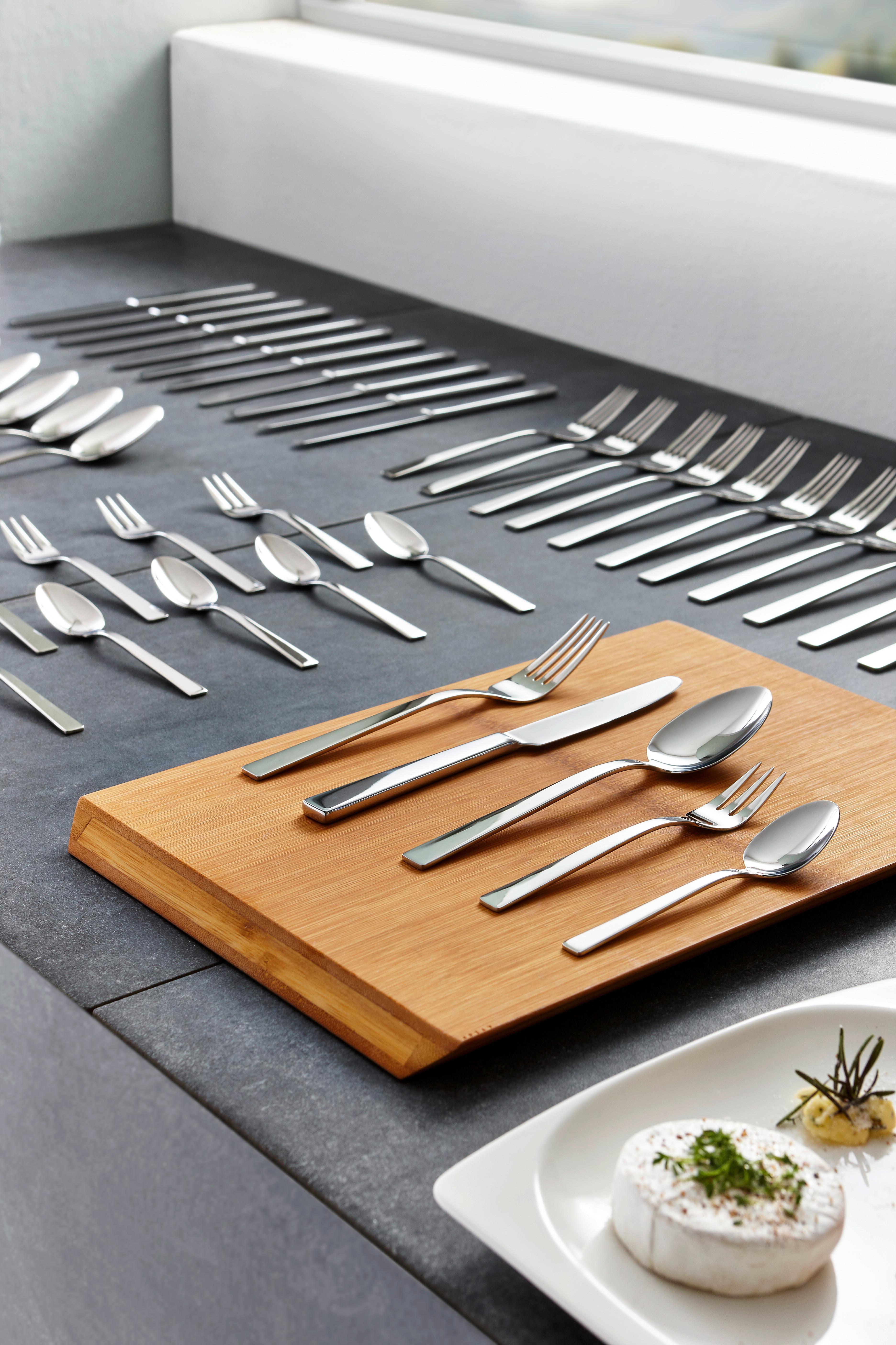 ZESTAW SZTUĆCÓW 1026442 ZWILLING - Basics, metal (37,2/5,7/49,5cm) - Zwilling