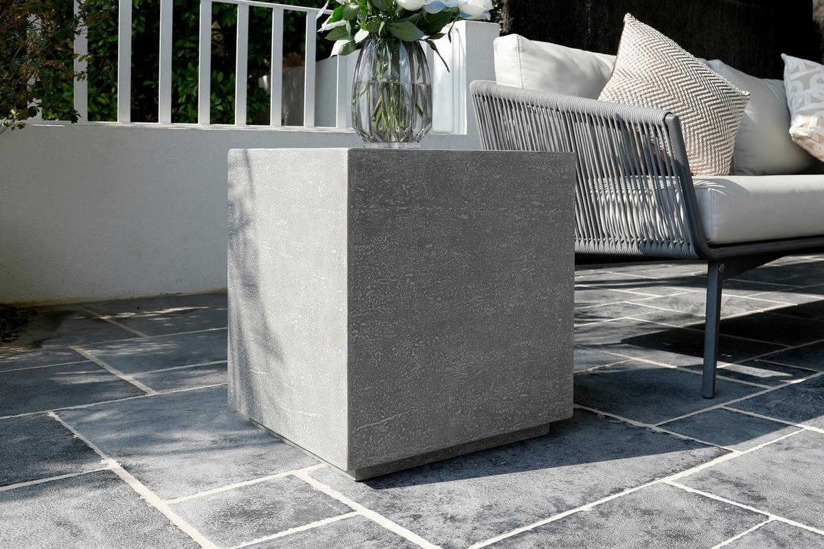 Loungetisch Tevere Faserbeton Hellgrau - Hellgrau, KONVENTIONELL, Stein (45/45/50.8cm) - Gardenson